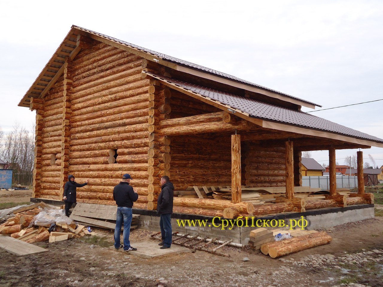 Псковские срубы. Рубленная баня 6х6 пятистенок. Сруб бани с выносом. Срубы псков. Сруб бани 4х5.